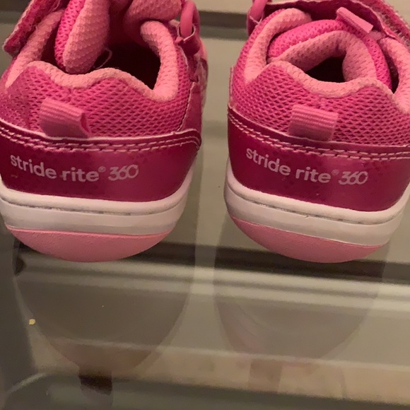 Stride Rite 360 size 4 - Picture 3 of 4